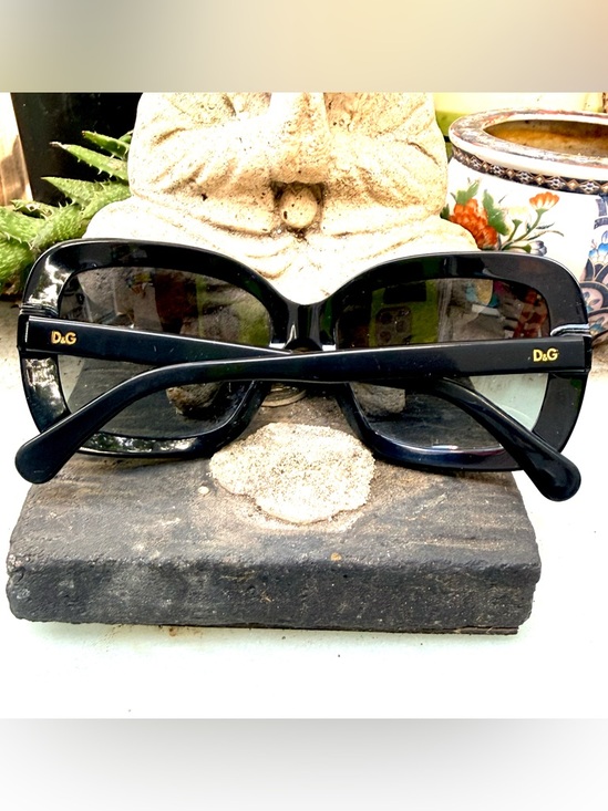 D&G Black Square Oversized Sunglasses with Gradient Lenses main image 3